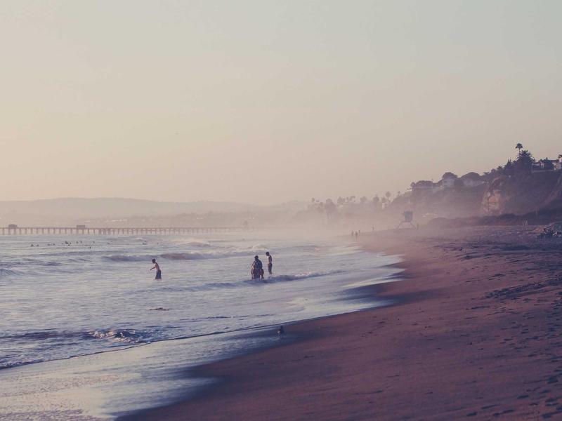 精神离职<br>qyi4ujty.cn 职场摸鱼艺术